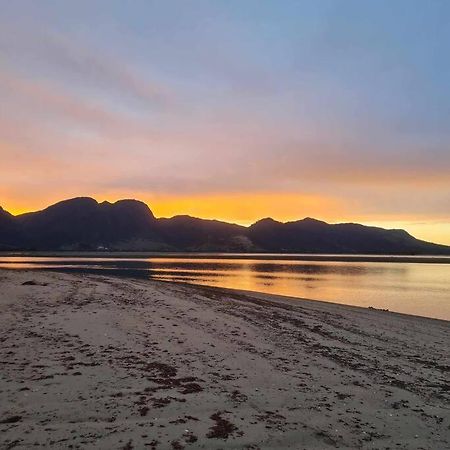 Beachfront Escape Коллингвуд Экстерьер фото